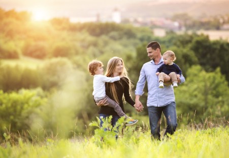 famille heureuse Small